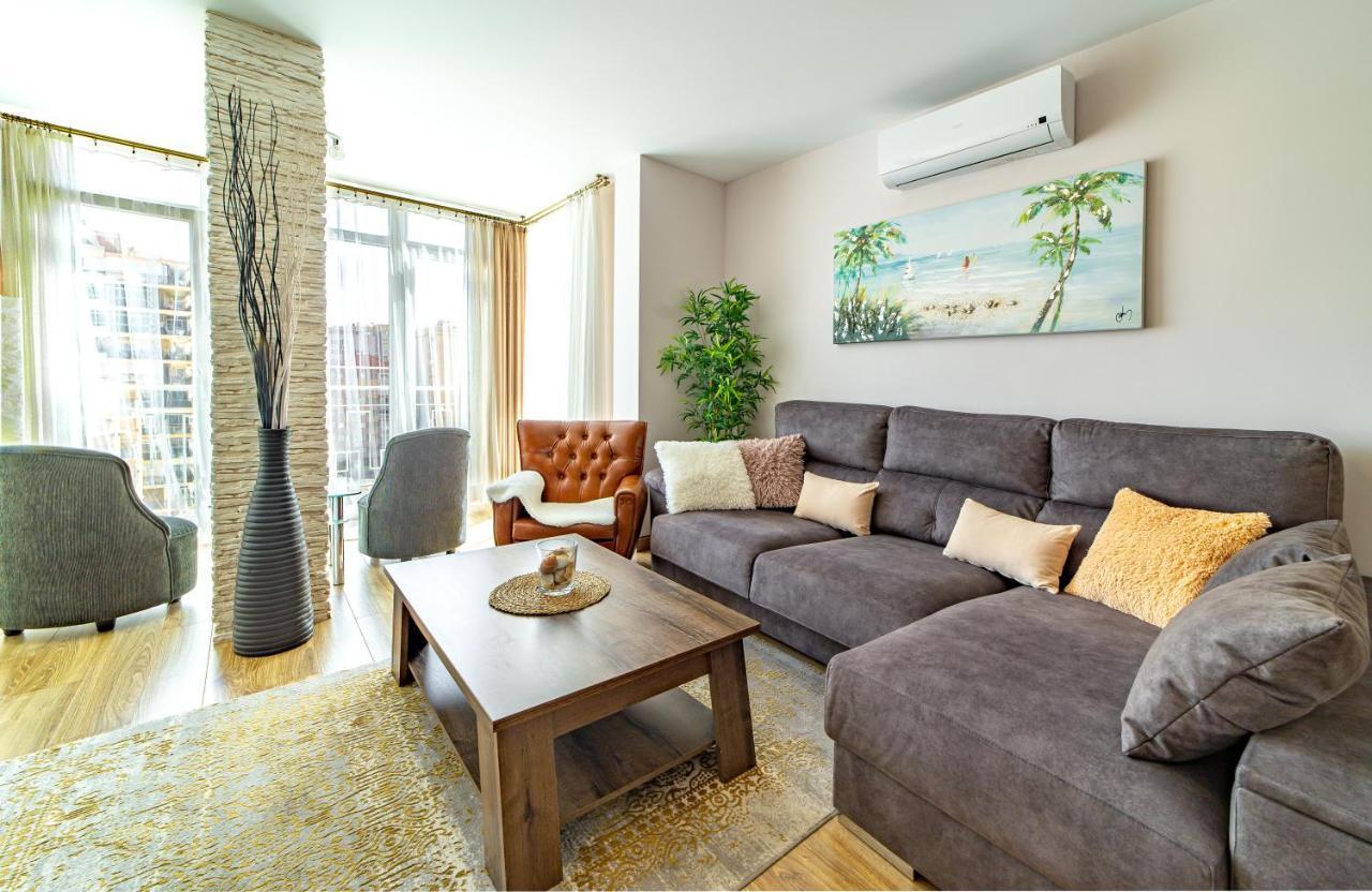 Perla De Malagueta Apartment Malaga Exterior photo
